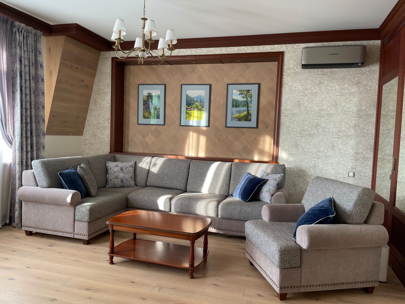 Дизайн двухуровневой квартиры 157 кв.м. "Мансарда" для семьи с двумя детьми