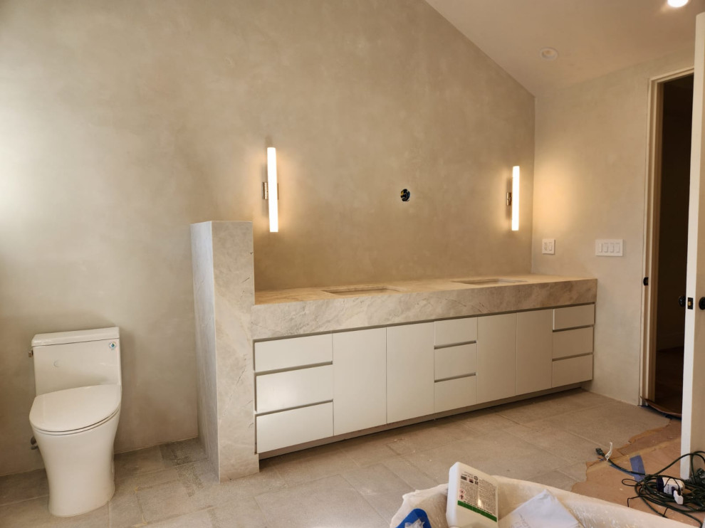 Пример оригинального дизайна: большая ванная комната в стиле модернизм