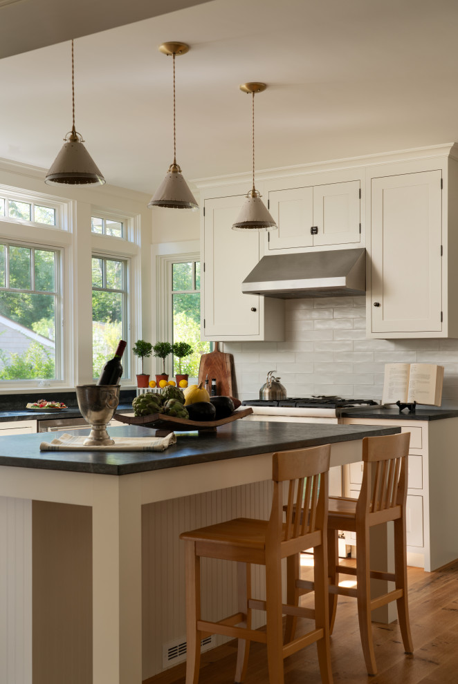 Farmhouse kitchen photo in Providence