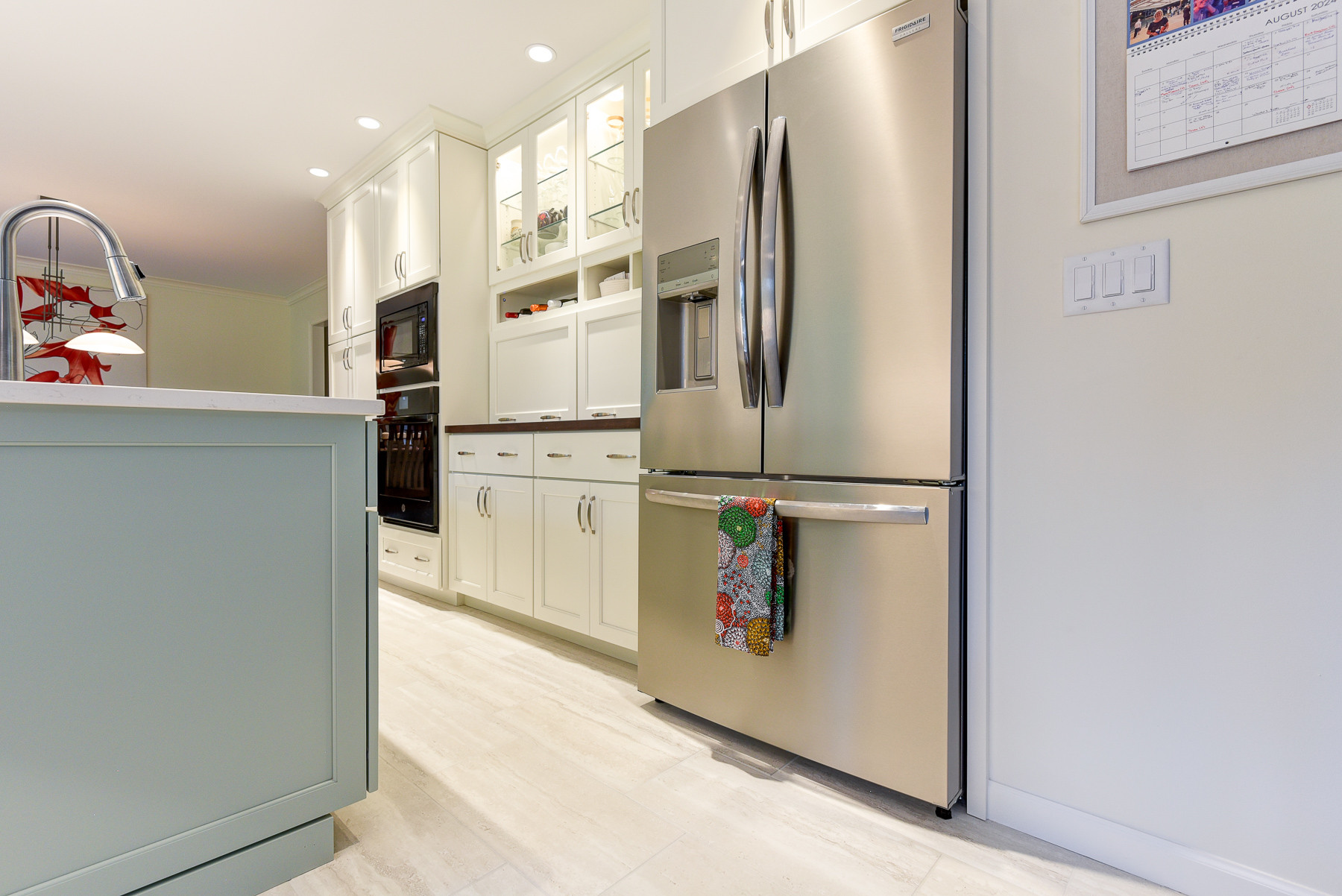 Modern Kitchen Champaign