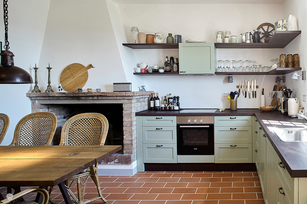 Photo of a country kitchen in Florence.
