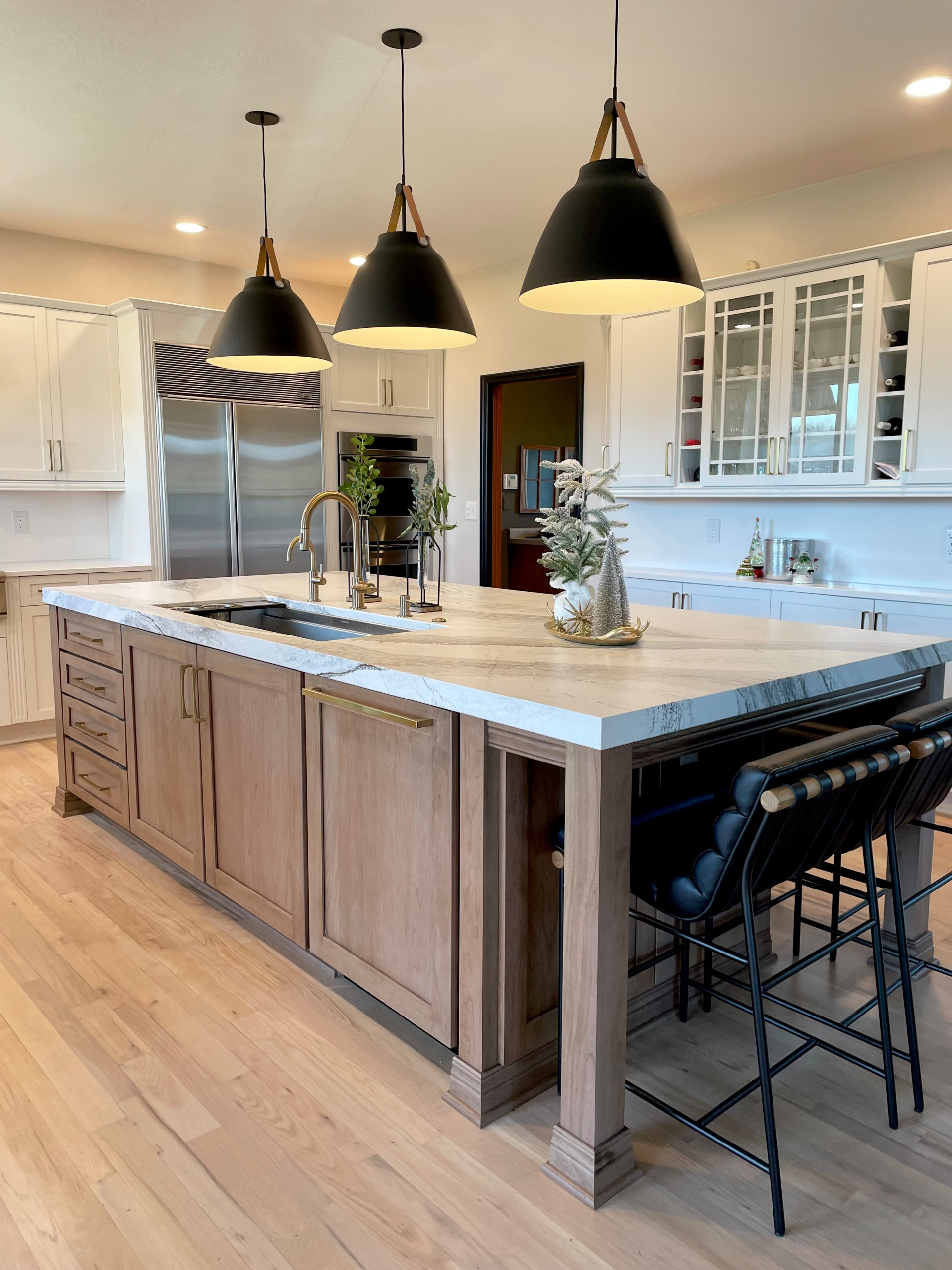Modern Contemporary Kitchen