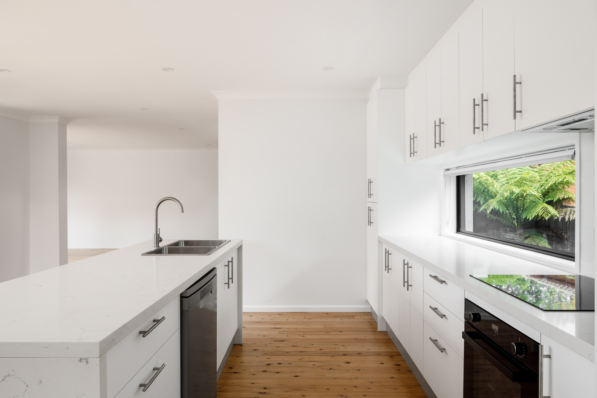 Curtin, ACT Contemporary Kitchen