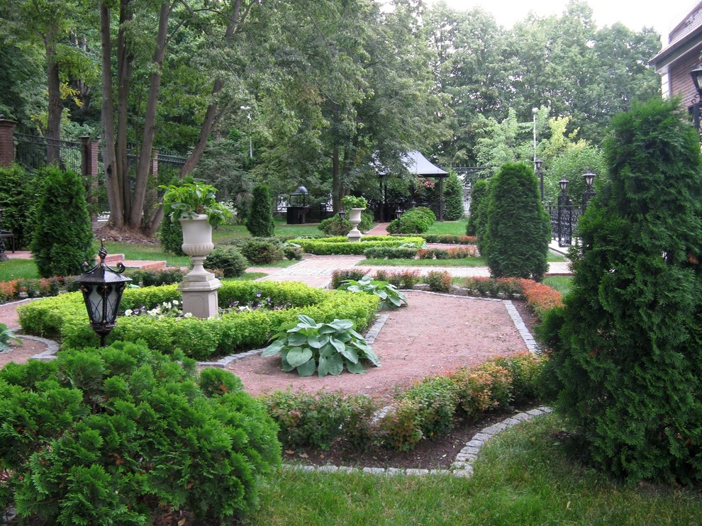 Свежая идея для дизайна: маленький участок и сад в скандинавском стиле для на участке и в саду - отличное фото интерьера