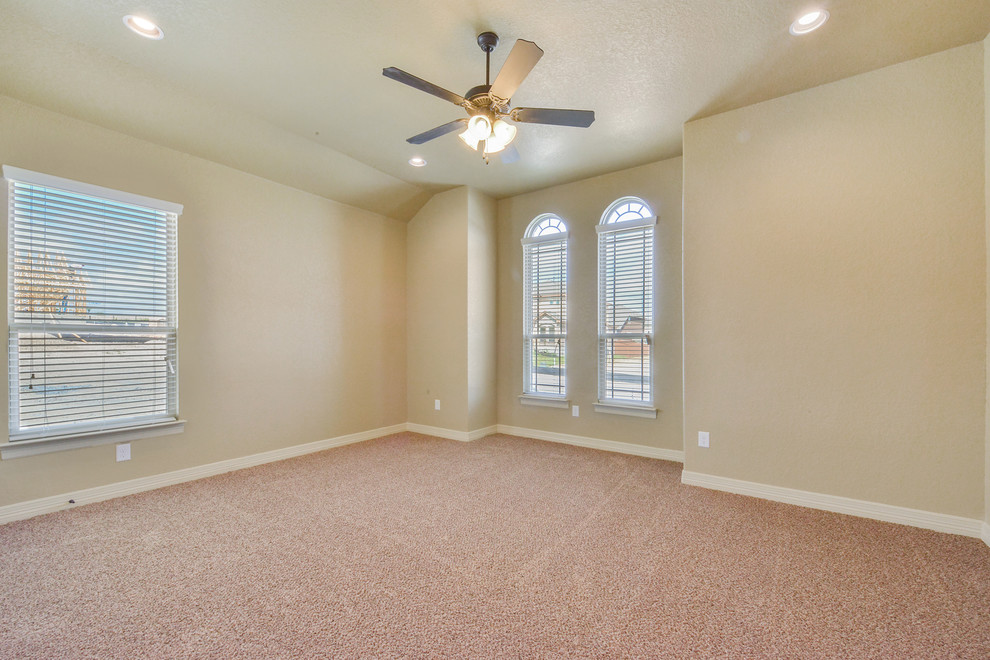 Bedroom - transitional bedroom idea in Austin