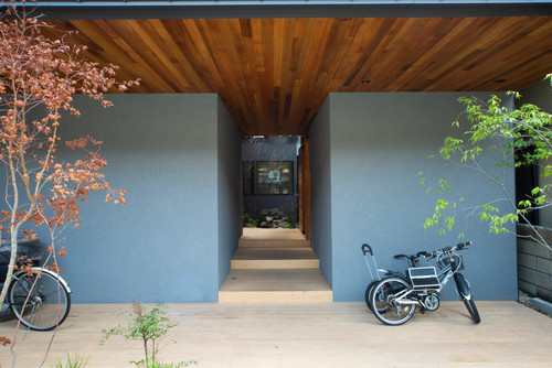 中庭を印象的にしつらえた 御所ノ内の家 Houzz ハウズ