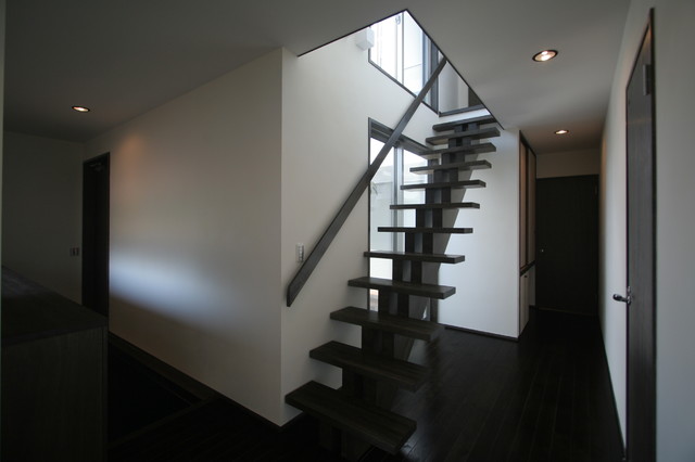 南足柄の家☆C・BOX minimalistisch-treppen