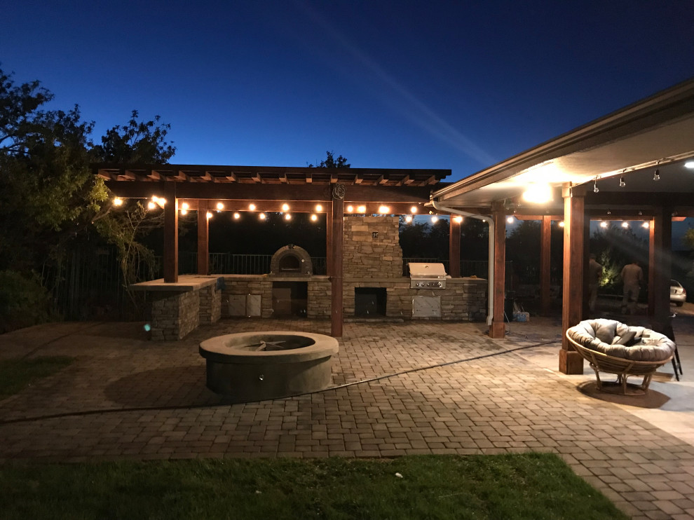Mountain style home design photo in Phoenix