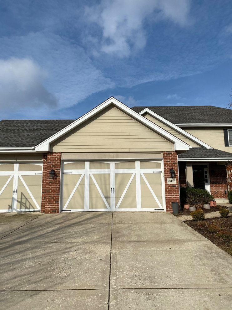 How to hang a large wreath on house?