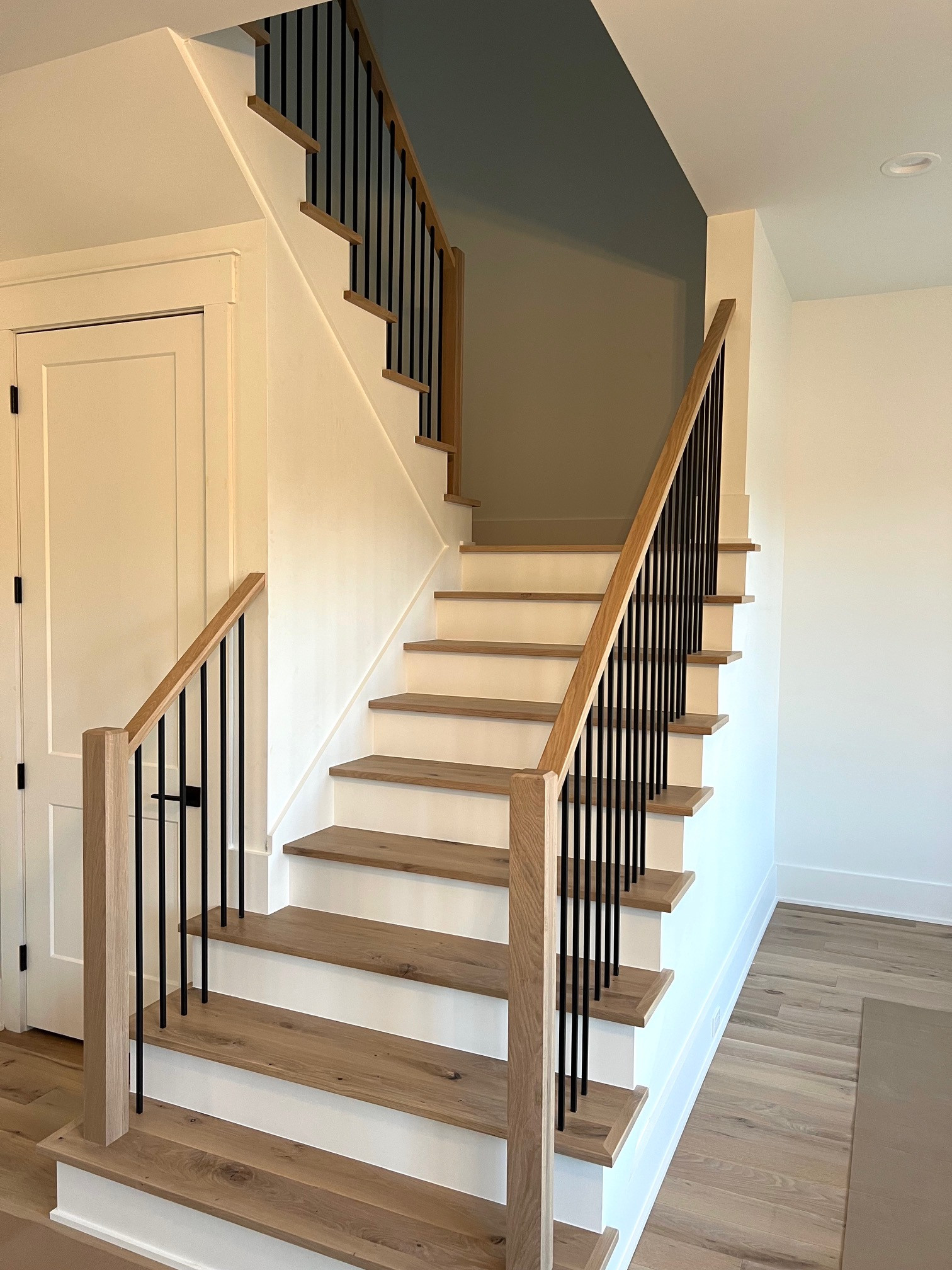 White Oak warmth in New Build