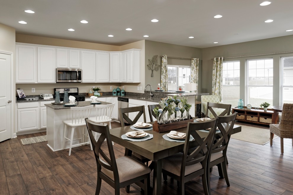 Sunroom - transitional sunroom idea in Baltimore
