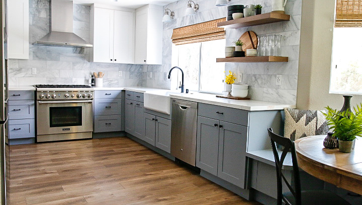 Two-toned Kitchen