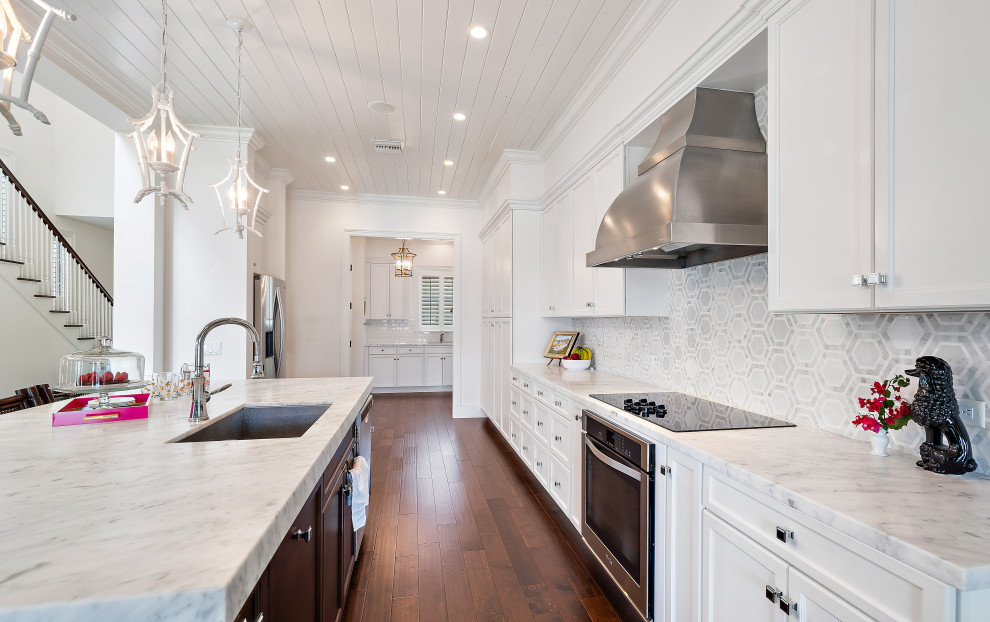 Inspiration for a transitional kitchen remodel in Miami