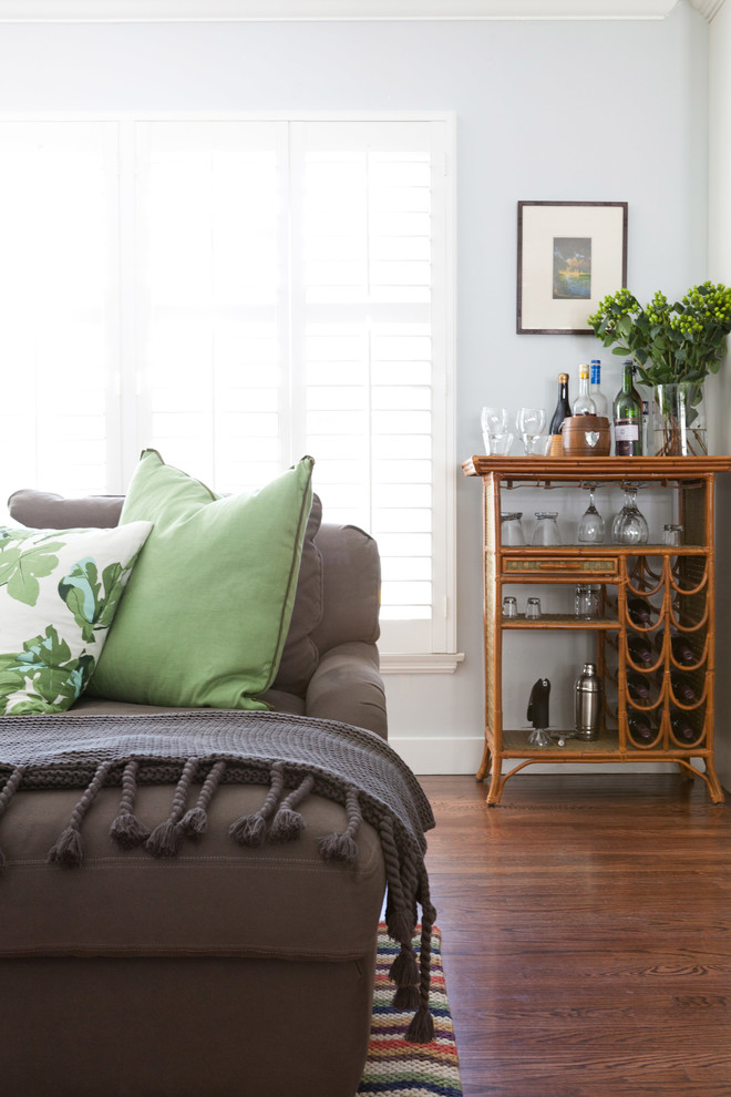 Transitional home design photo in Austin