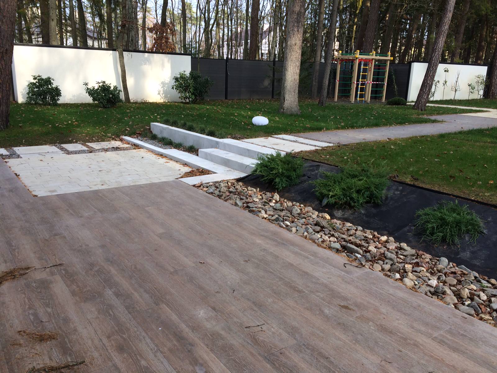 Сад в Светлогорском лесу