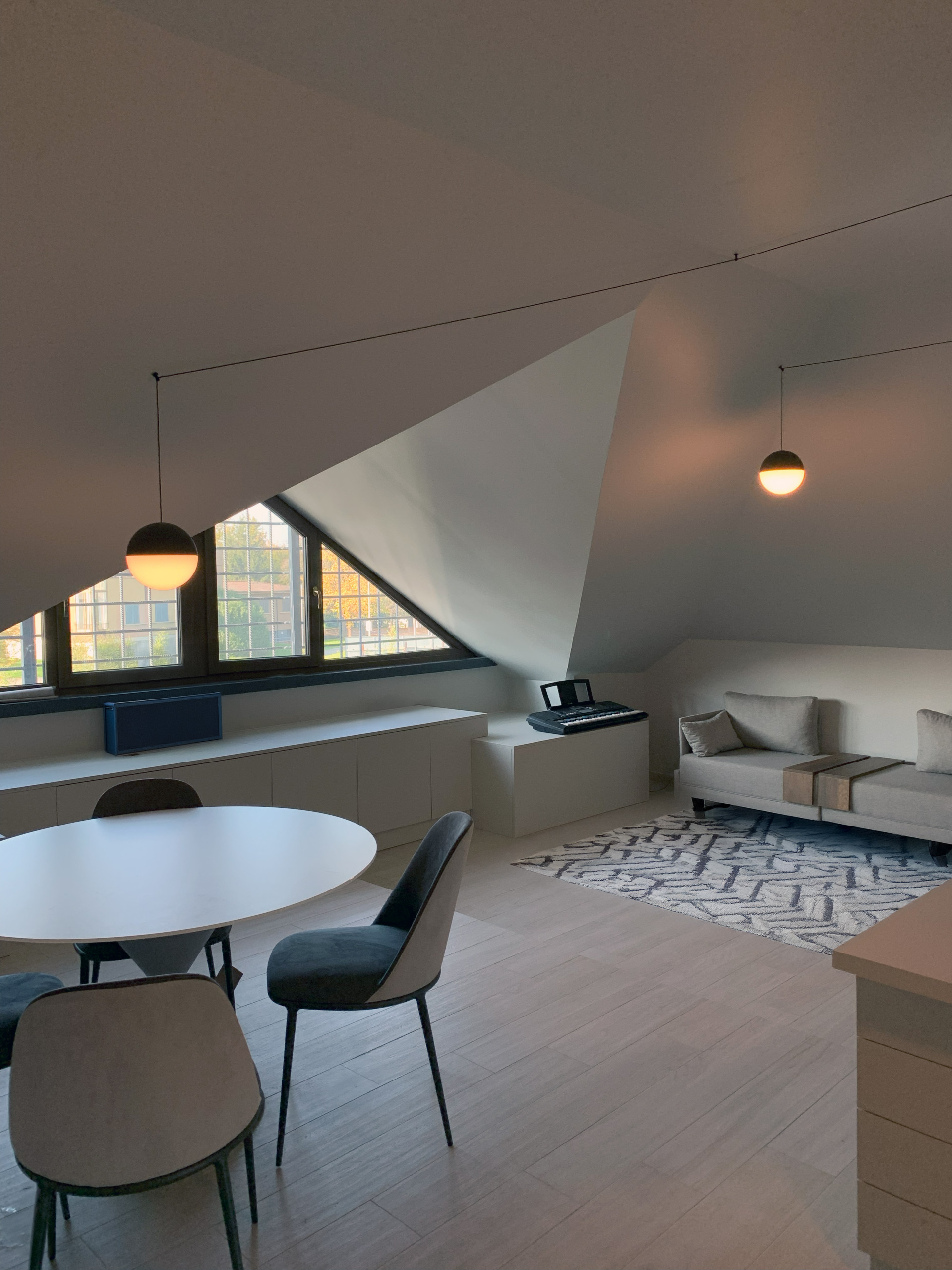 AD19 | Restyling villa | 450 MQ