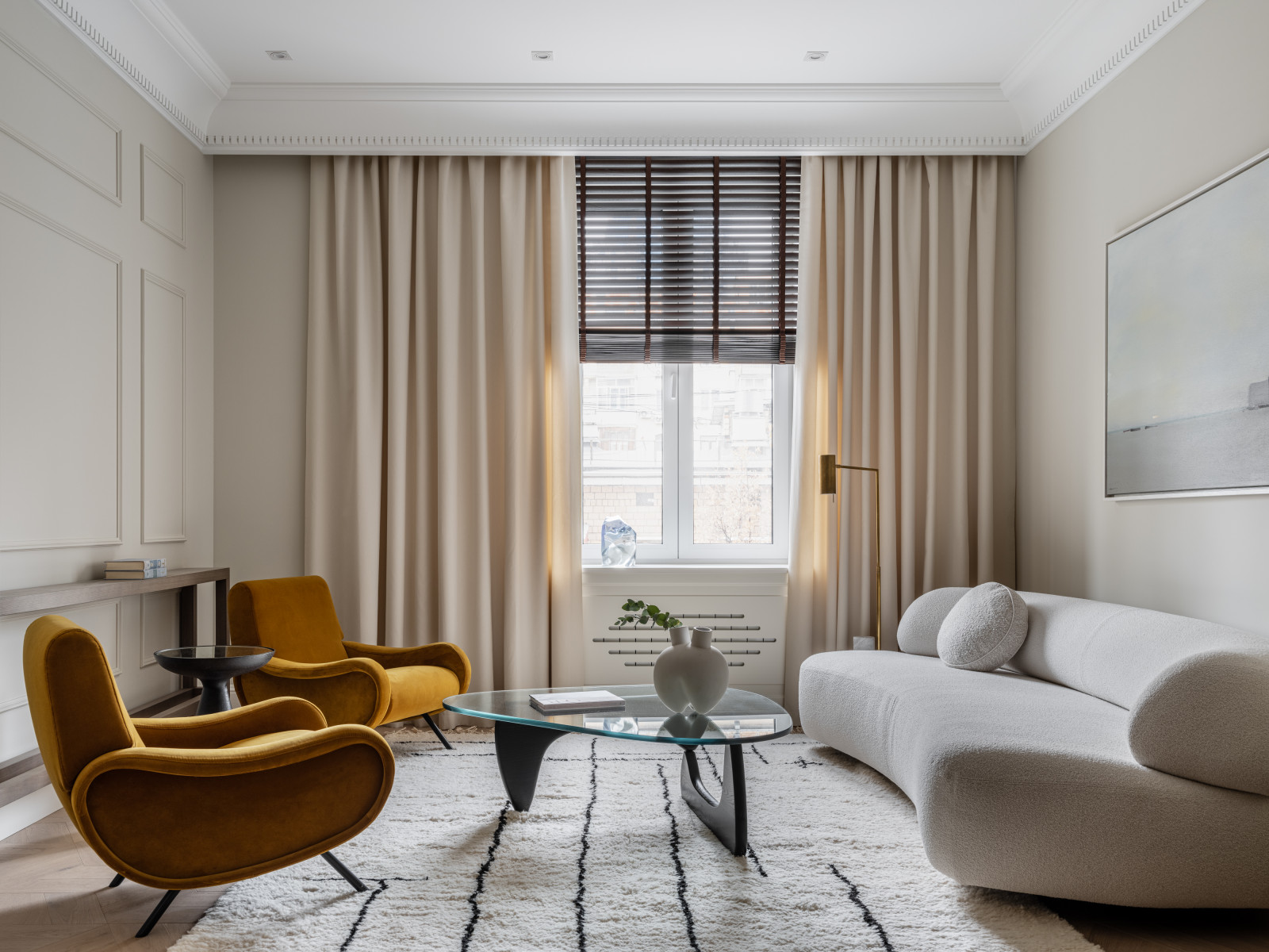 Квартира для молодой девушки