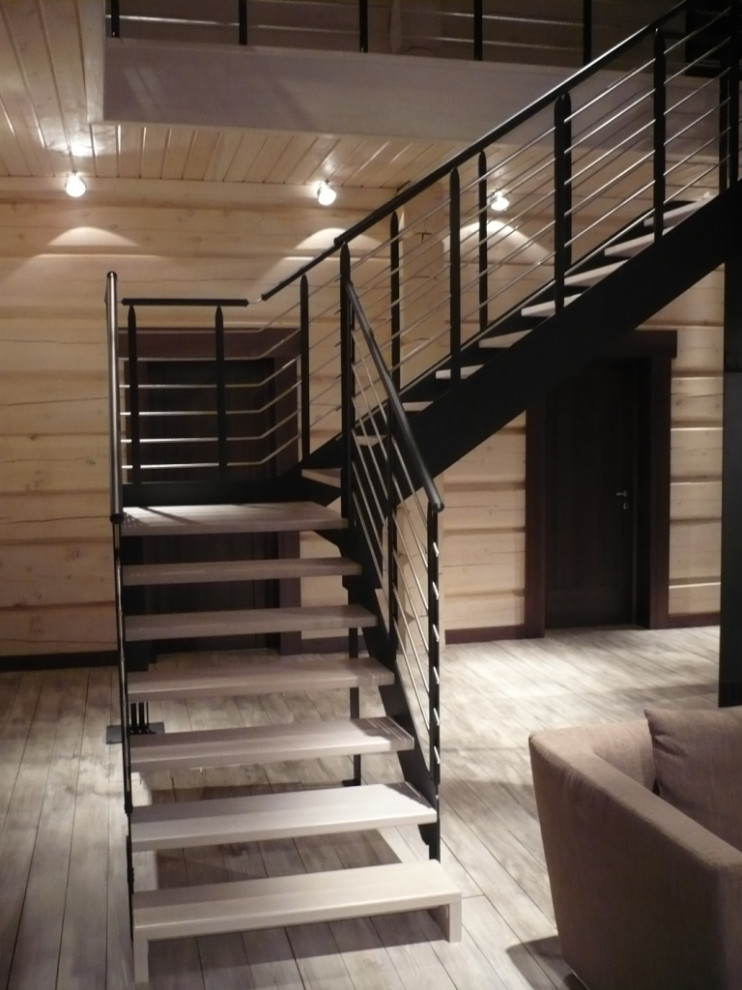 Laser Wood - Лестница с итальянским ограждением (2018)