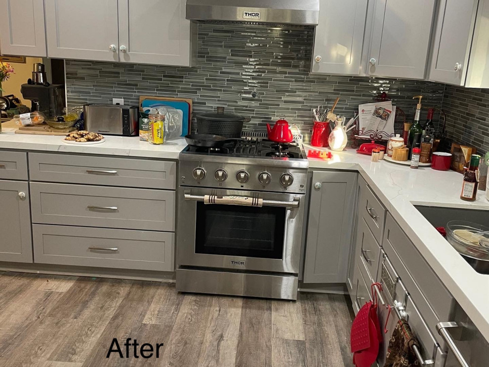 Custom Kitchen Cabinets
