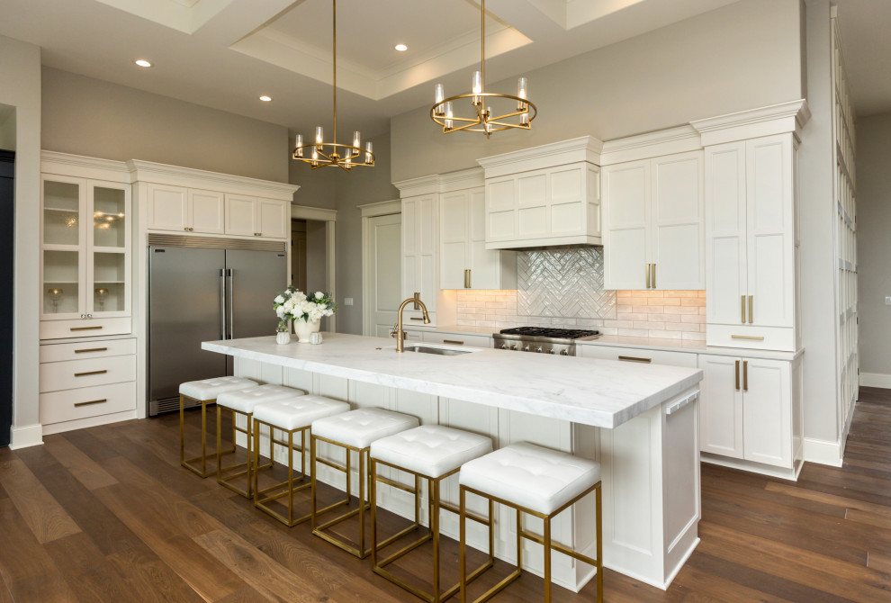Example of a transitional kitchen design in Cedar Rapids