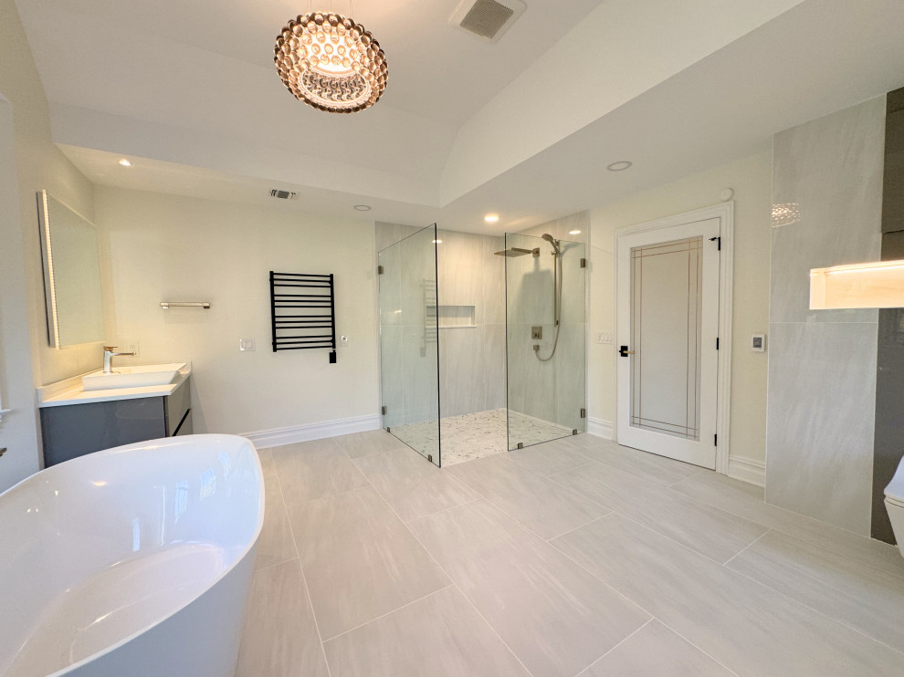 Frameless Corner Shower with Rain Head