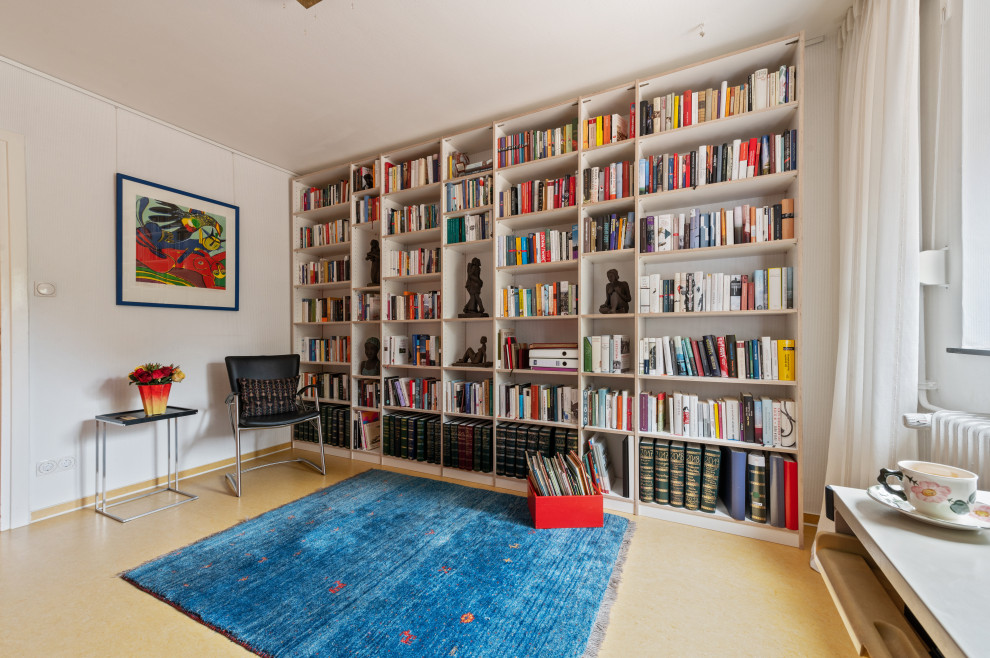 Example of a trendy living room design in Berlin