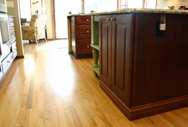 Briarhurst Drive traditional-kitchen