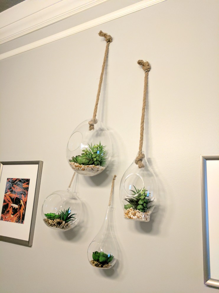 Home design - transitional home design idea in St Louis