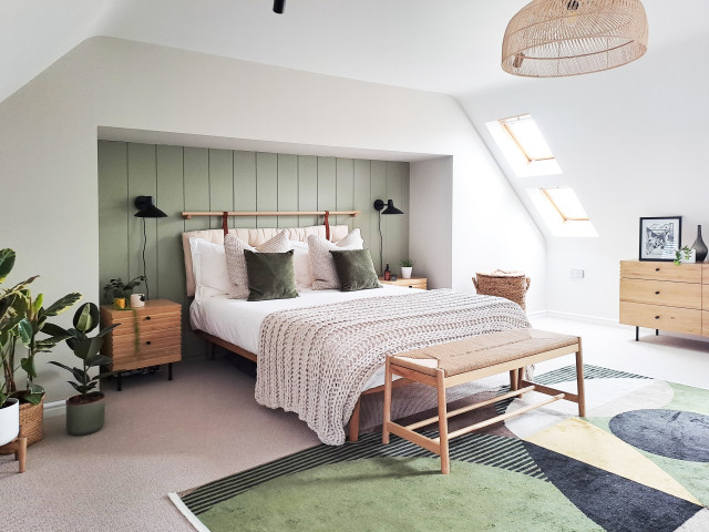 Kempshott Loft Bedroom contemporary-sovrum