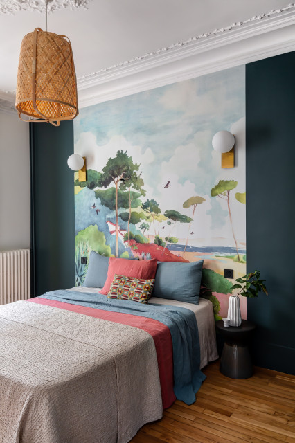 Sophie & Nicolas contemporary-bedroom