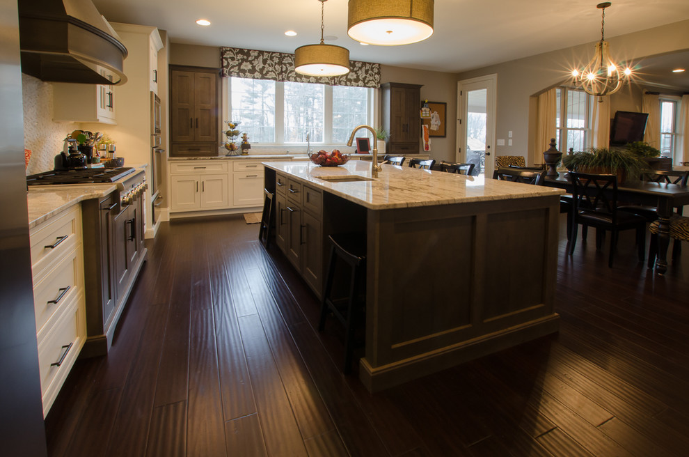 Elegant kitchen photo in Baltimore