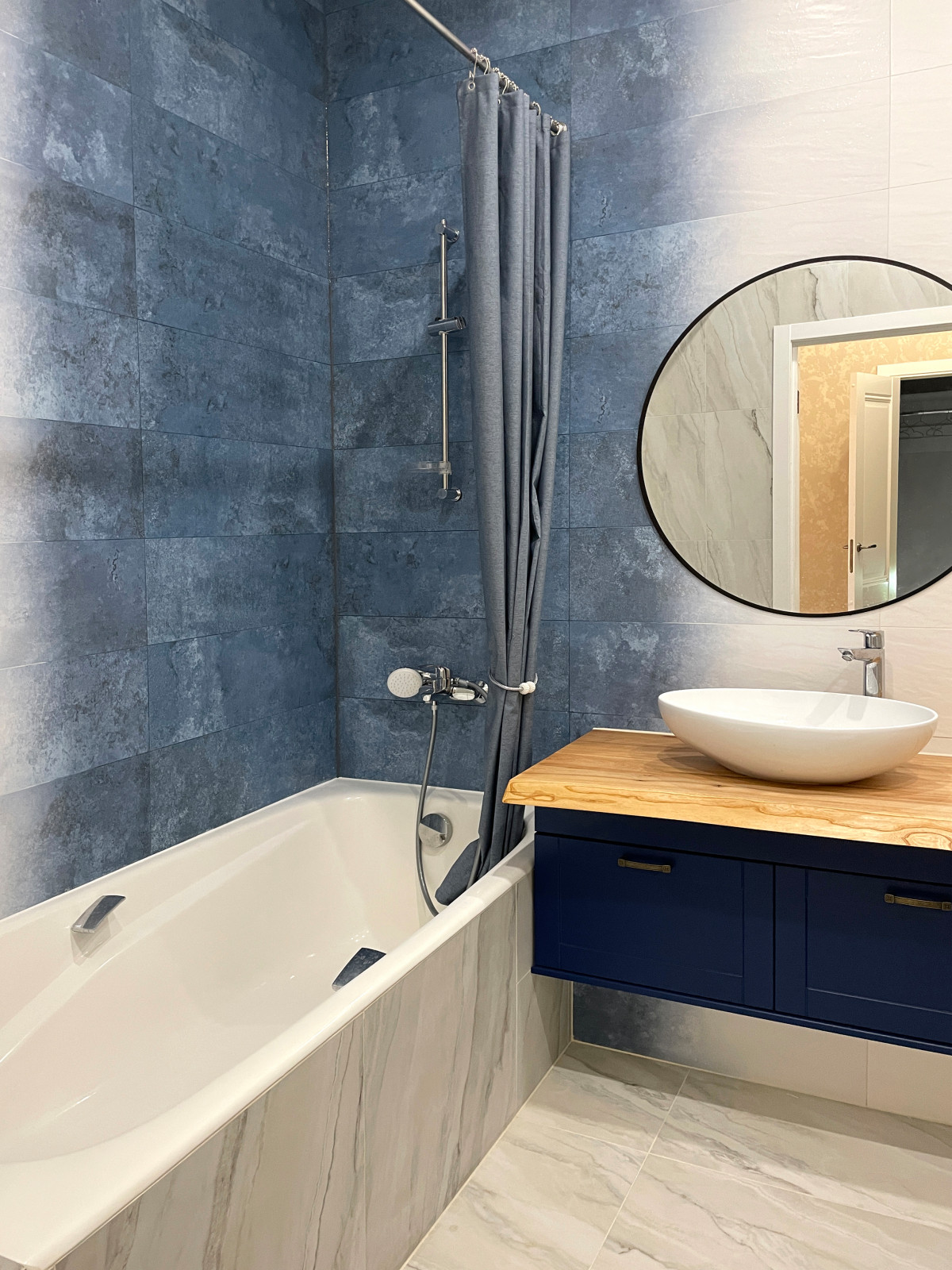 Сказка странствий. Дизайн евро-двухкомнатной квартиры.