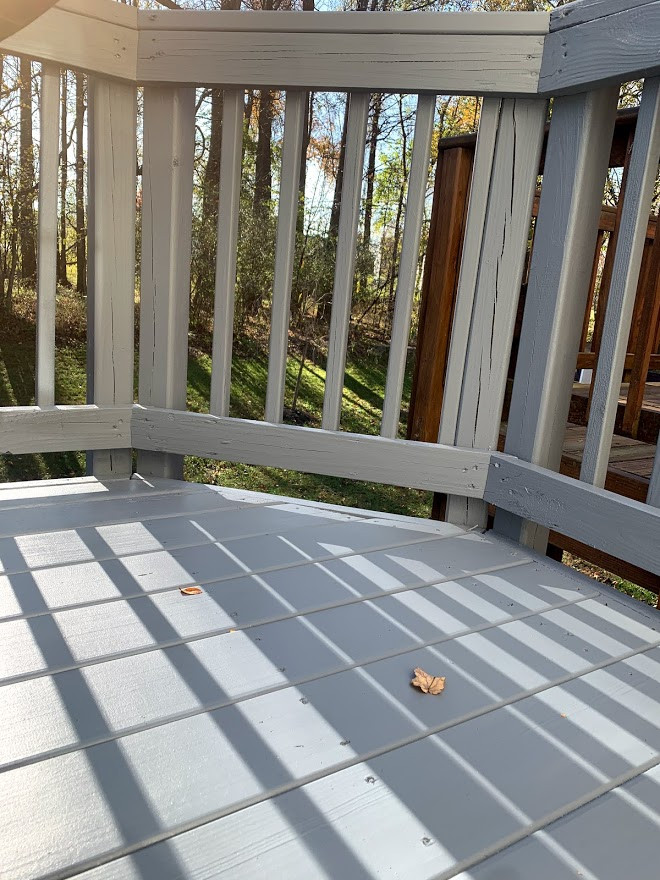 Mid-sized minimalist second story wood railing deck photo in Baltimore