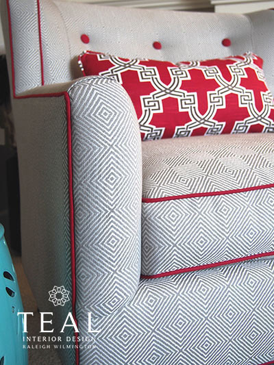 Transitional home design photo in Raleigh