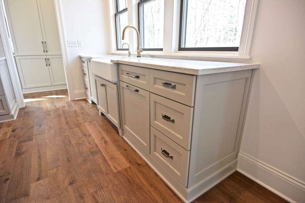 Home design - transitional home design idea in Indianapolis