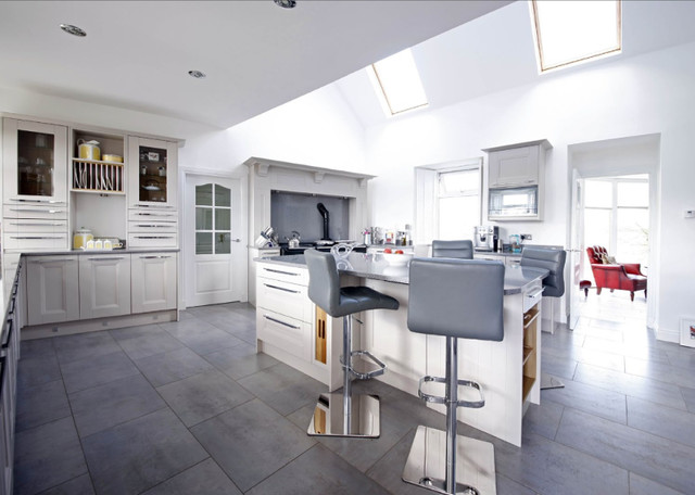 Strathaven Kitchen traditional-kitchen