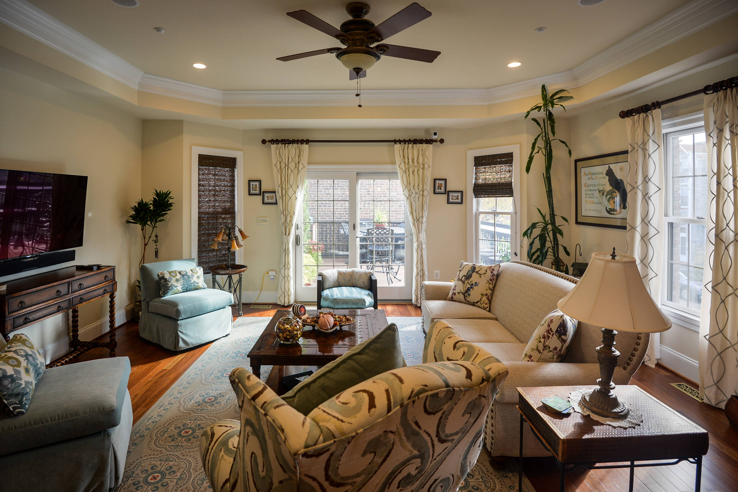 City Living/Dining Room