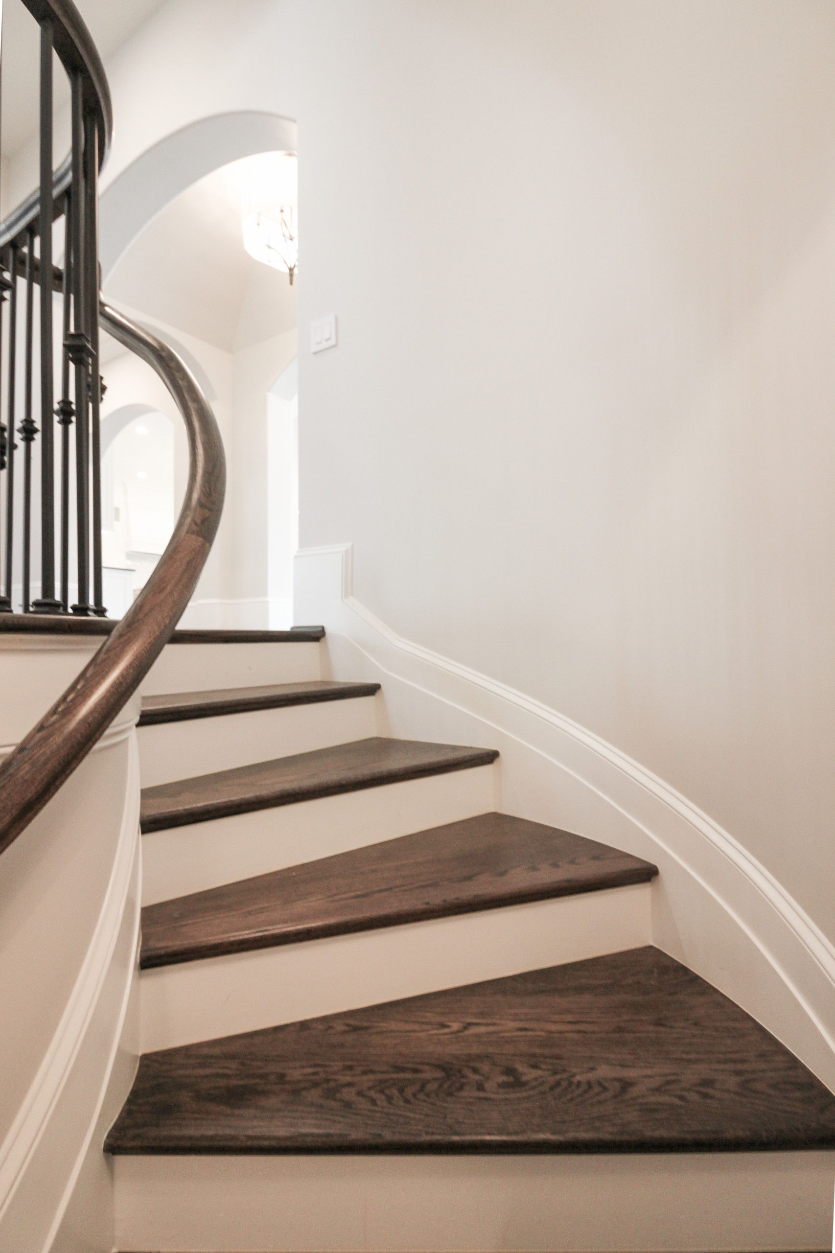 86_ Gorgeous Floating Curved Staircase, McLean VA 22066