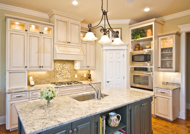 Traditionally Cozy traditional-kitchen