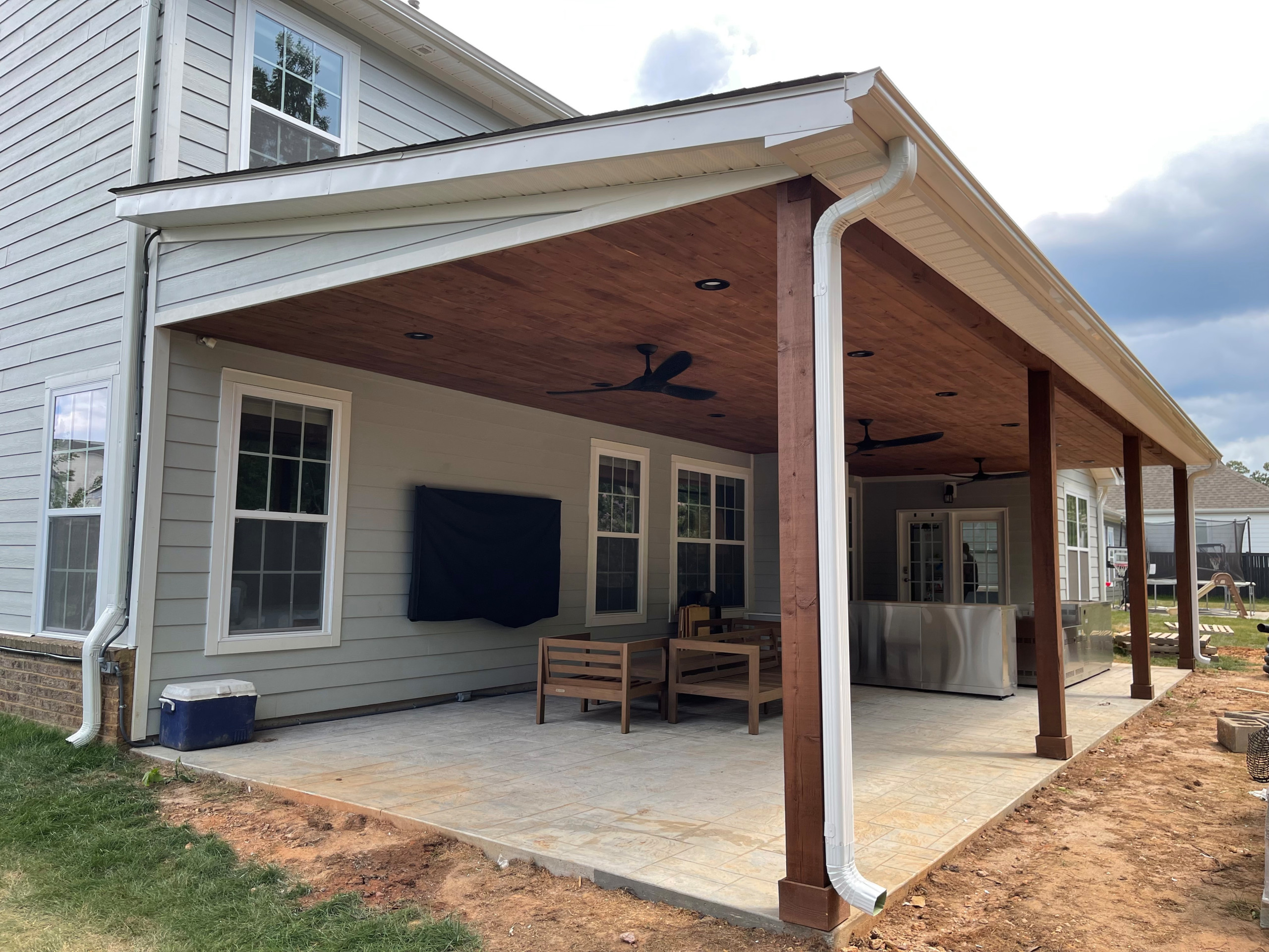 Simpsonville covered patio