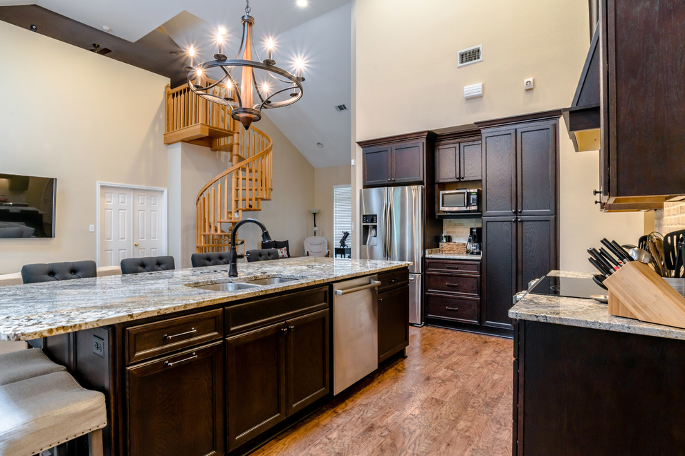 Example of a transitional kitchen design in Miami