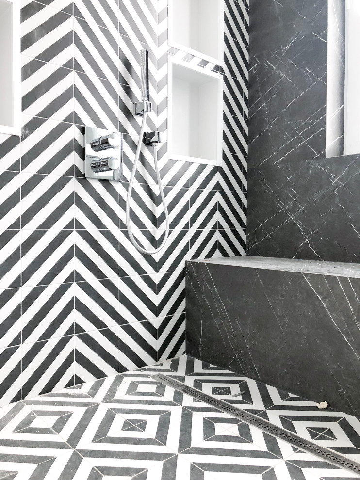Свежая идея для дизайна: серо-белая ванная комната в стиле модернизм - отличное фото интерьера