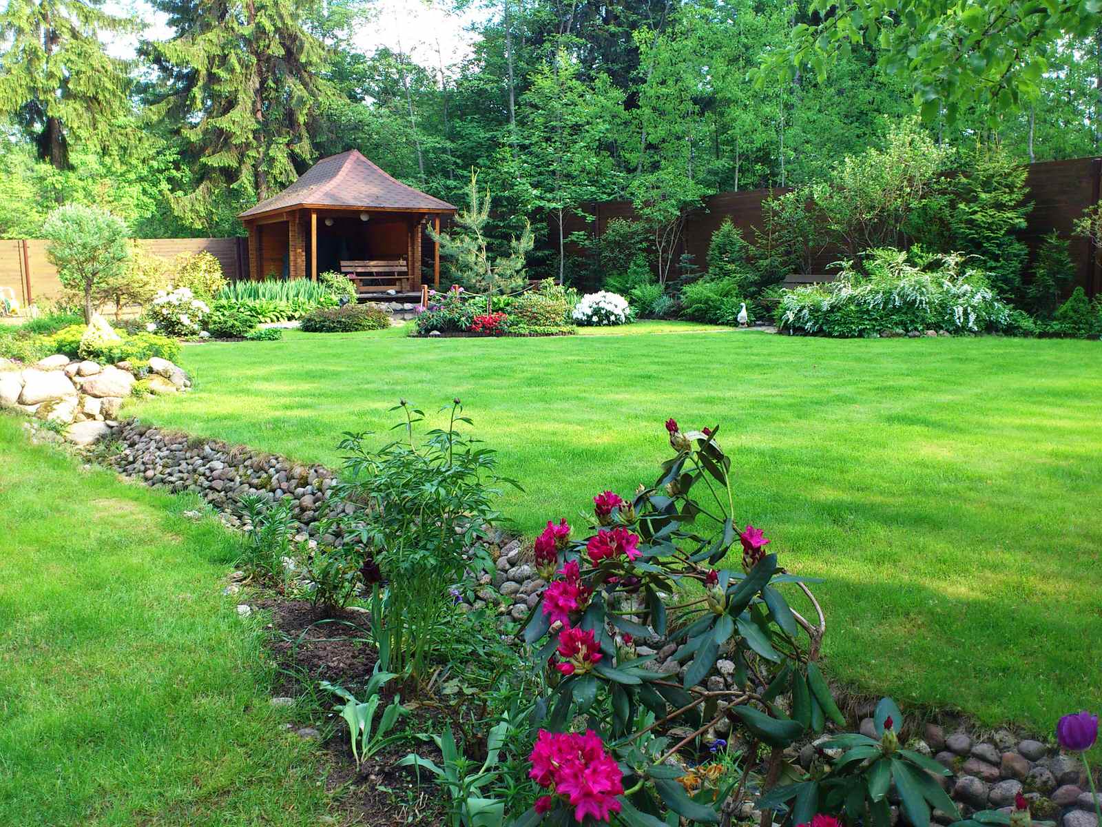 Ландшафт в природном стиле