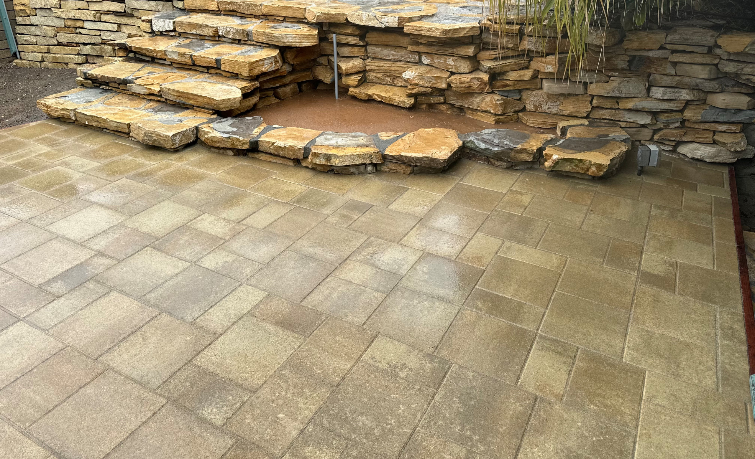 LB Pavers