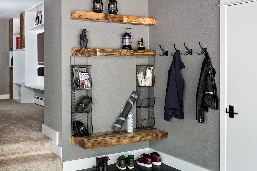 Home design - rustic home design idea in Denver