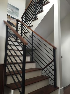 Horizontal Black Flat Bar Railing - Contemporary 