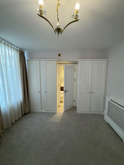 Full refurbishment works of high-end flat (x5 Bedrooms)at high street kensignton