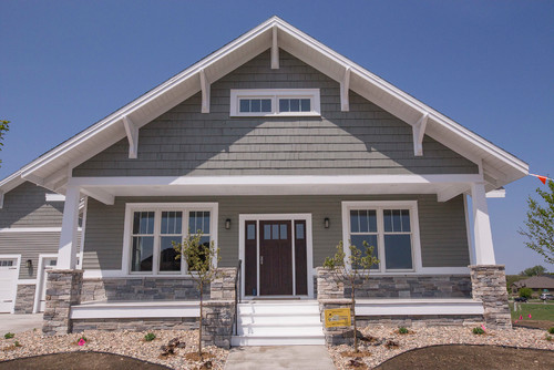 Love The Siding Color Is It Lp Smartside What