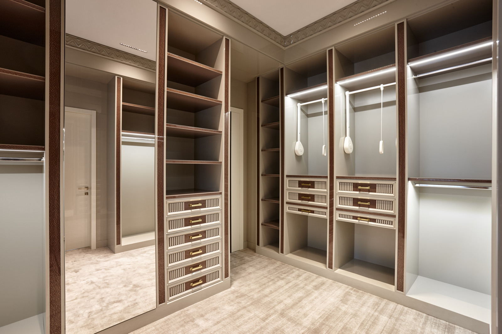 Дом в стиле ар-деко