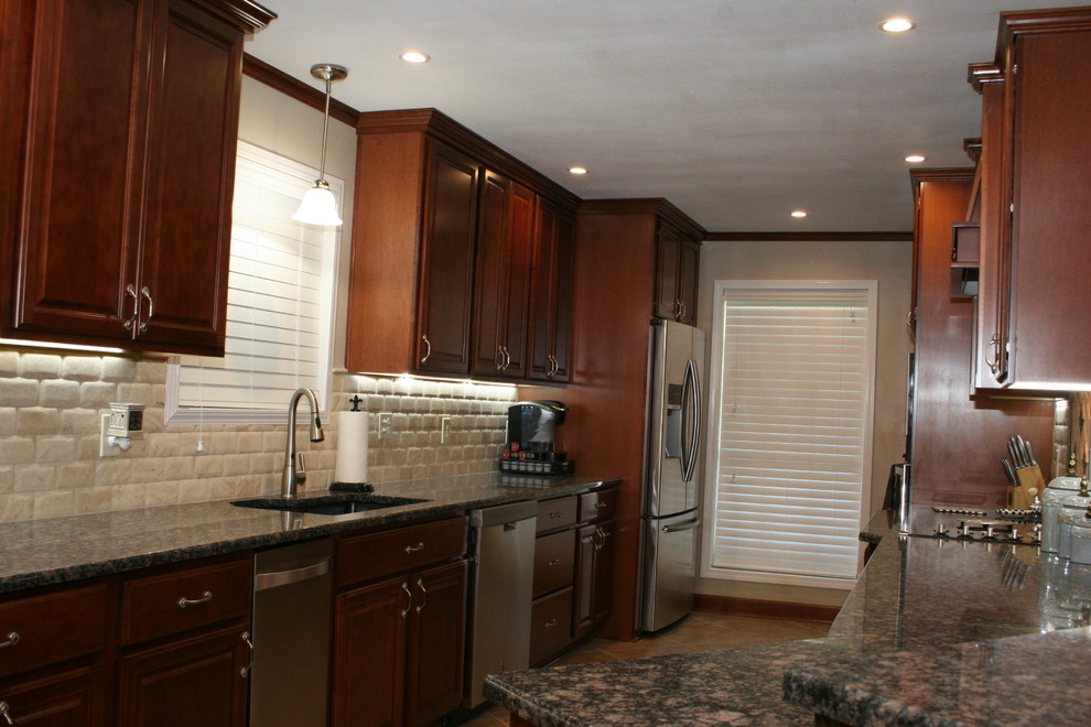 Kraftmaid Kitchens - Traditional - Kitchen - New Orleans ...